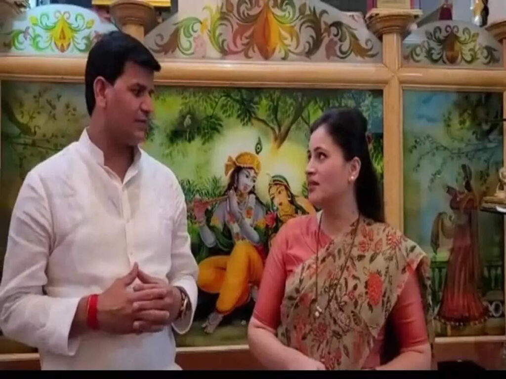 हनुमान चालीसा विवादः सांसद नवनीत राणा और विधायक रवि राणा को 14 दिन की जेल, पुलिस की रिमांड अर्जी खारिज
