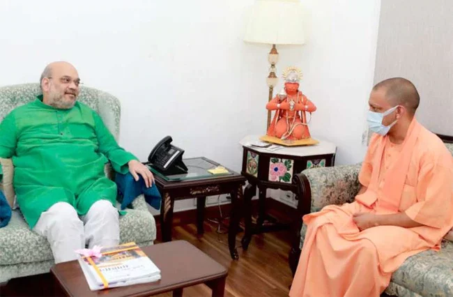 सीएम योगी ने अमित शाह से की मुलाकात, यूपी के हालात पर हुई चर्चा