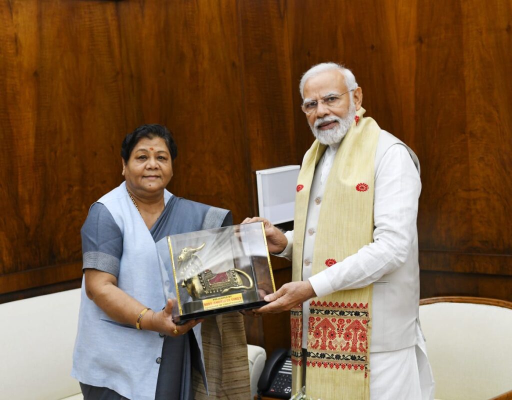 राज्यपाल उइके ने प्रधानमंत्री मोदी से की मुलाकात, पांचवी अनुसूची ,पेसा कानून तथा अन्य विषयों पर हुई चर्चा