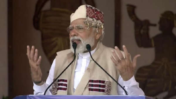 “अमृत सरोवर परियोजना पूरी तरह से जनभागीदारी पर आधारित है”- प्रधानमंत्री नरेन्द्र मोदी