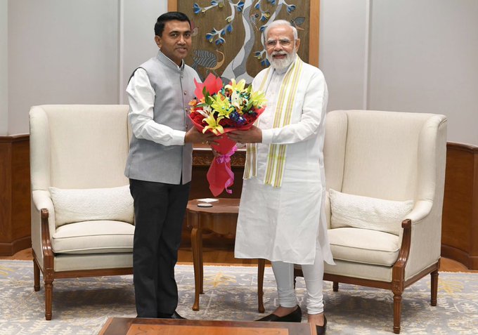 मुख्यमंत्री डॉ. प्रमोद सावंत और पूर्व सीएम रमन सिंह ने प्रधानमंत्री मोदी से की मुलाकात
