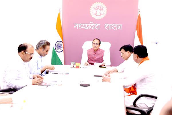 नर्मदा नियंत्रण मंडल की 74 वीं बैठक में बोले सीएम चौहान, समय- सीमा पर पूरा करें निर्माणाधीन सिंचाई परियोजनाओं का कार्य