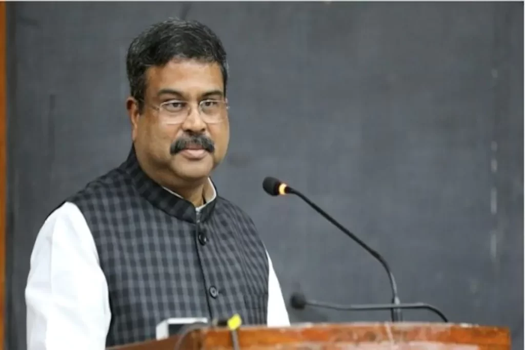 भारतीय ज्ञान प्रणाली में समस्त दुनिया की अनगिनत समस्याओं का समाधान निहित है: केंद्रीय शिक्षा मंत्री धर्मेंद्र प्रधान