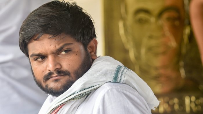 हार्दिक पटेल ने कांग्रेस से दिया इस्तीफा, पार्टी नेतृत्व पर लगाया बड़ा आरोप