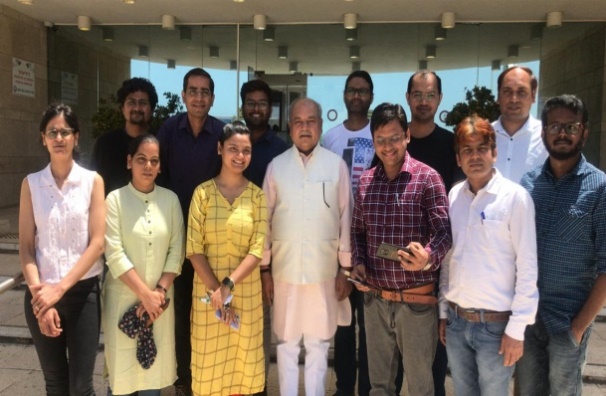 कृषि मंत्री श्री तोमर ने इजराइल में कृषि अनुसंधान संगठन और भारतीय मूल के किसान के खेत का किया दौरा