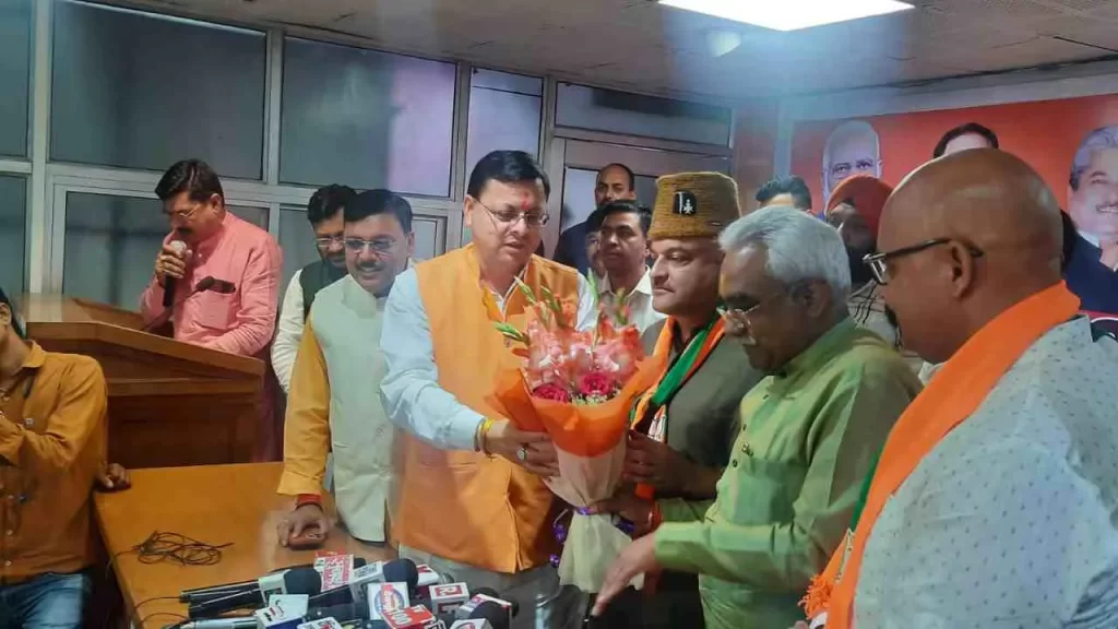 उत्तराखंड: सीएम पुष्कर सिंह धामी की मौजूदगी में भाजपा में शामिल हुए अजय कोठियाल