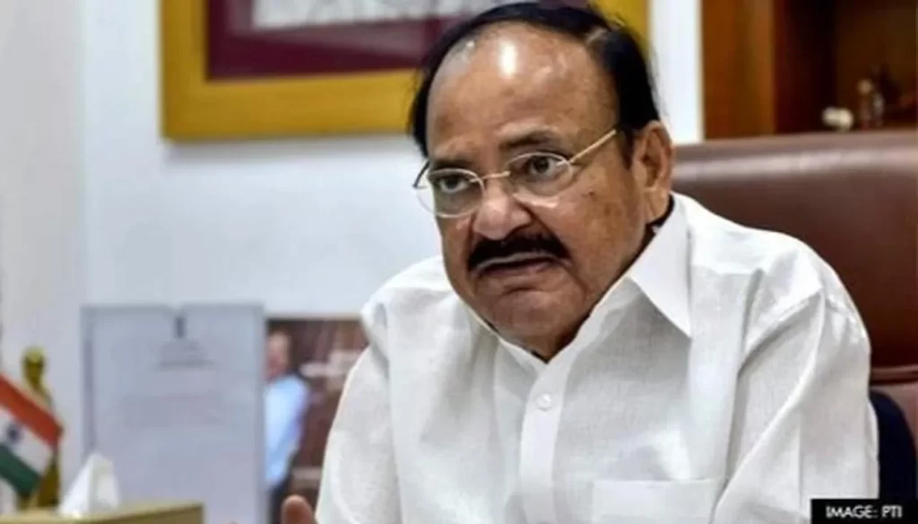 समाज में विभाजन न पैदा करने की जिम्मेदारी फिल्म निर्माताओं की है- उपराष्ट्रपति वेंकैया नायडू