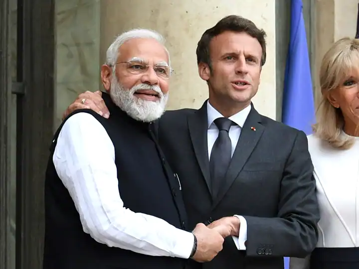 रक्षा, अंतरिक्ष, असैन्य परमाणु सहयोग बढ़ाएंगे भारत-फ्रांस, मोदी व मैक्रों ने की चर्चा