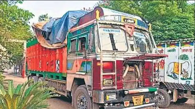 हरियाणा के झज्जर में भीषण सड़क हादसा, तेज रफ्तार ट्रक ने सड़क किनारे सो रहे 14 मजदूरों को रौंदा