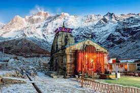 केदरनाथ में ब्लॉगर और यूट्यूबर पर लग सकता है बैन, जानें क्या है कारण