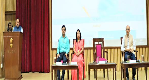 भारत एक वैश्विक जैव-विनिर्माण केंद्र बनने की ओर अग्रसर है और 2025 तक दुनिया के शीर्ष 5 देशों में शामिल हो जाएगा- डॉ. जितेन्द्र सिंह