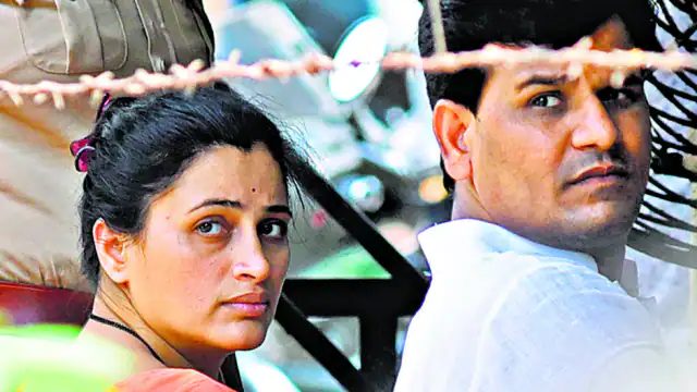 राणा दंपति की बेल के खिलाफ कोर्ट पहुंची मुंबई पुलिस, अदालत बोली-क्यों न जारी करें गैर जमानती वारंट