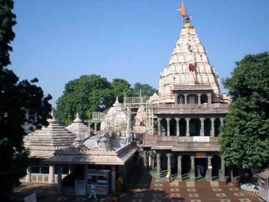 बदलेगा उज्जैन के सुप्रसिद्ध दक्षिणमुखी महाकालेश्वर मंदिर के परिसर का कायाकल्प, 750 करोड़ रूपए की लागत से किया जा रहा निर्माण
