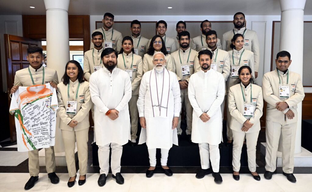 “अपना जुनून और उत्साह बनाए रखें; यह जुनून हमारे देश की प्रगति के नए द्वार खोलेगा”- प्रधानमंत्री नरेन्द्र मोदी