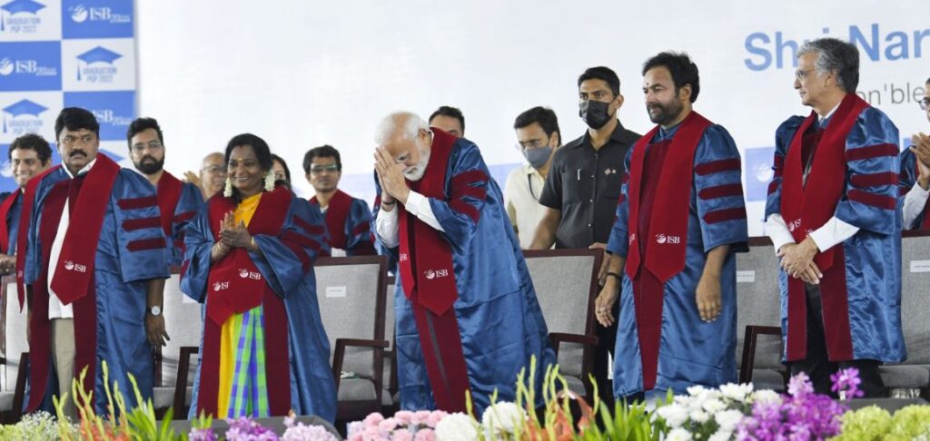 देश के आर्थिक और व्यावसायिक परिदृश्य में आईएसबी के छात्रों की भूमिका को स्वीकार किया- प्रधानमंत्री नरेन्द्र मोदी