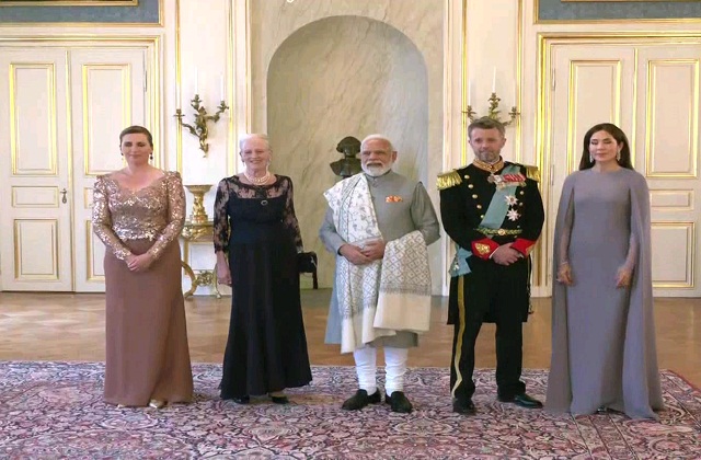 डेनमार्क की महारानी मार्गरेट द्वितीय ने प्रधानमंत्री मोदी का किया स्वागत