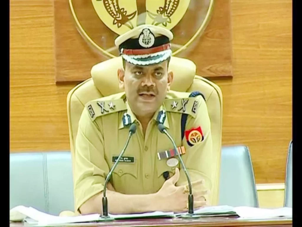 ममता सरकार नें पुलिस आयुक्त और पुलिस अधीक्षक का किया तबादला