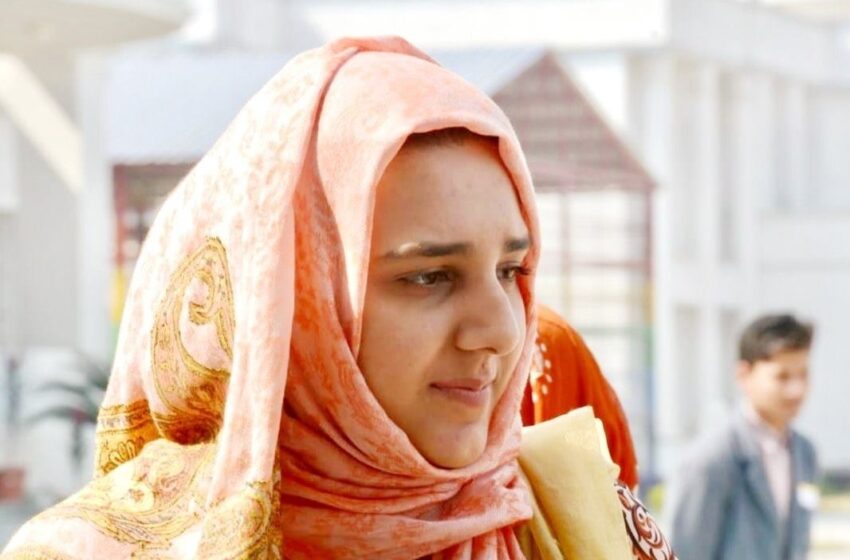 अखिलेश से मीटिंग के बाद सपा का ऐलान, रामपुर संसदीय सीट से चुनाव लड़ेंगी आजम खान की बहू सिदरा खान