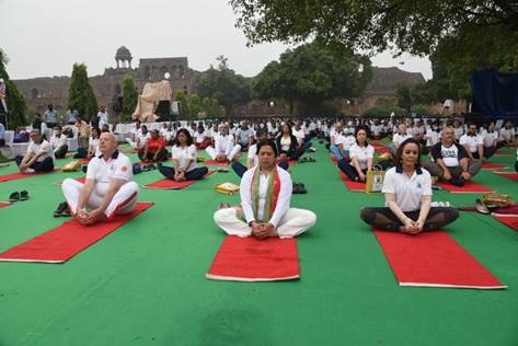 योग वह माध्यम है जो शरीर, मन, बुद्धि और आत्मा को एक साथ रखता है: अर्जुन राम मेघवाल