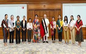 प्रधानमंत्री मोदी ने लोक कल्याण मार्ग स्थित अपने आवास पर नागालैंड की छात्राओं के प्रतिनिधिमंडल की मेजबानी की