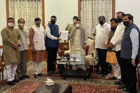महाराष्ट्र के सियासी घमासान के बीच सीएम ठाकरे हुए कोरोना संक्रमित, महाराष्ट्र मंत्रिमंडल की बैठक शुरू