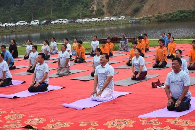 योग से मन और शरीर दोनों का विकास होता है- सर्बानंद सोनोवाल