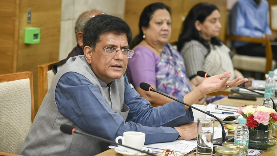 भारत के लिए कपास उत्पादन मेंवैश्विक उच्च मानकों को अपनाने का समय: पीयूष गोयल