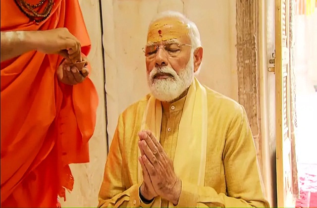 प्रधानमंत्री मोदी ने गुरु पूर्णिमा पर लोगों को दी बधाई