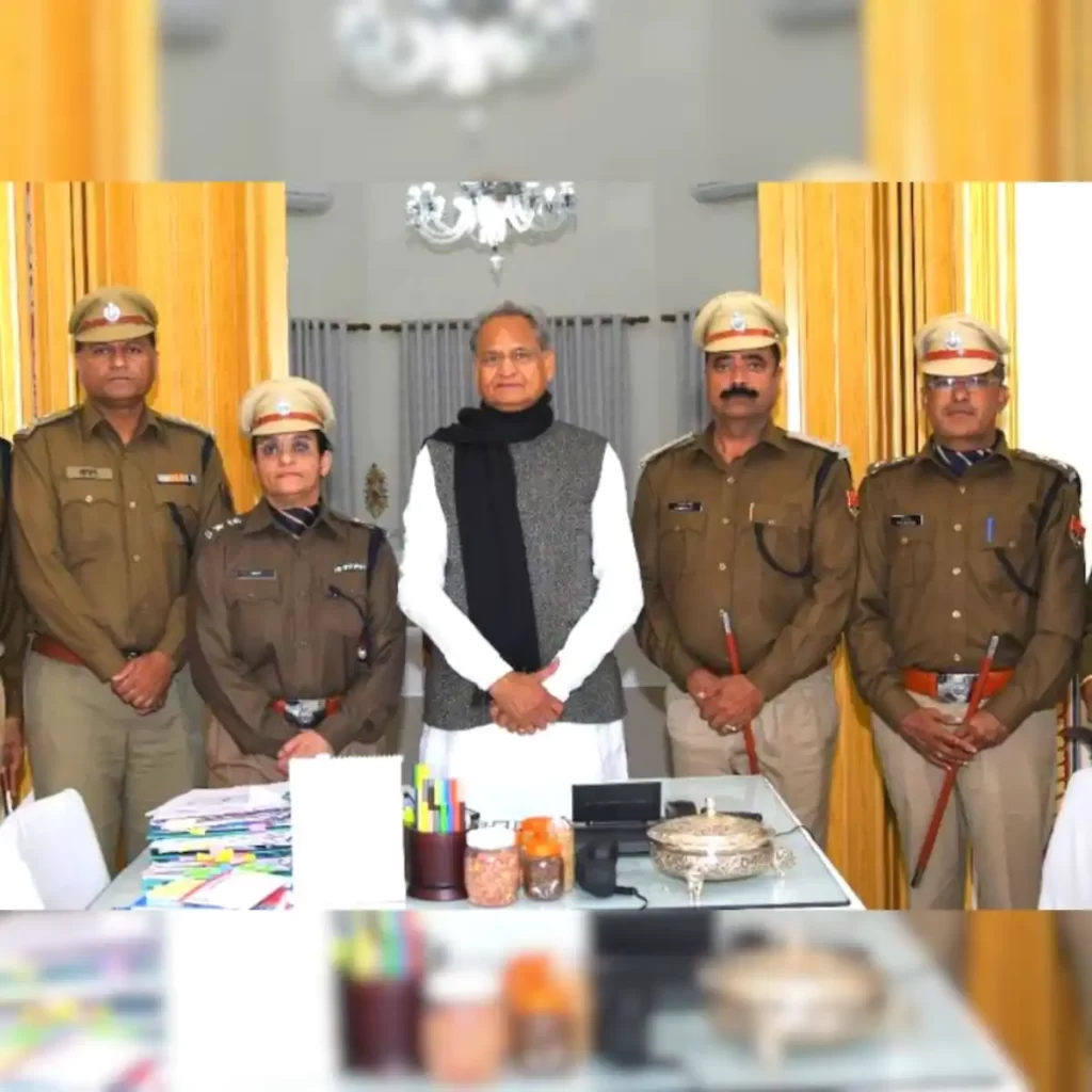 राजस्थान में 33 आईएएस व 16 आईपीएस अधिकारियों के तबादलें