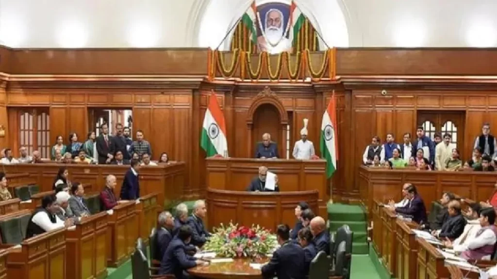 दिल्ली: विधायकों-मंत्रियों की बढ़ेगी सैलरी, विधानसभा में प्रस्ताव पास
