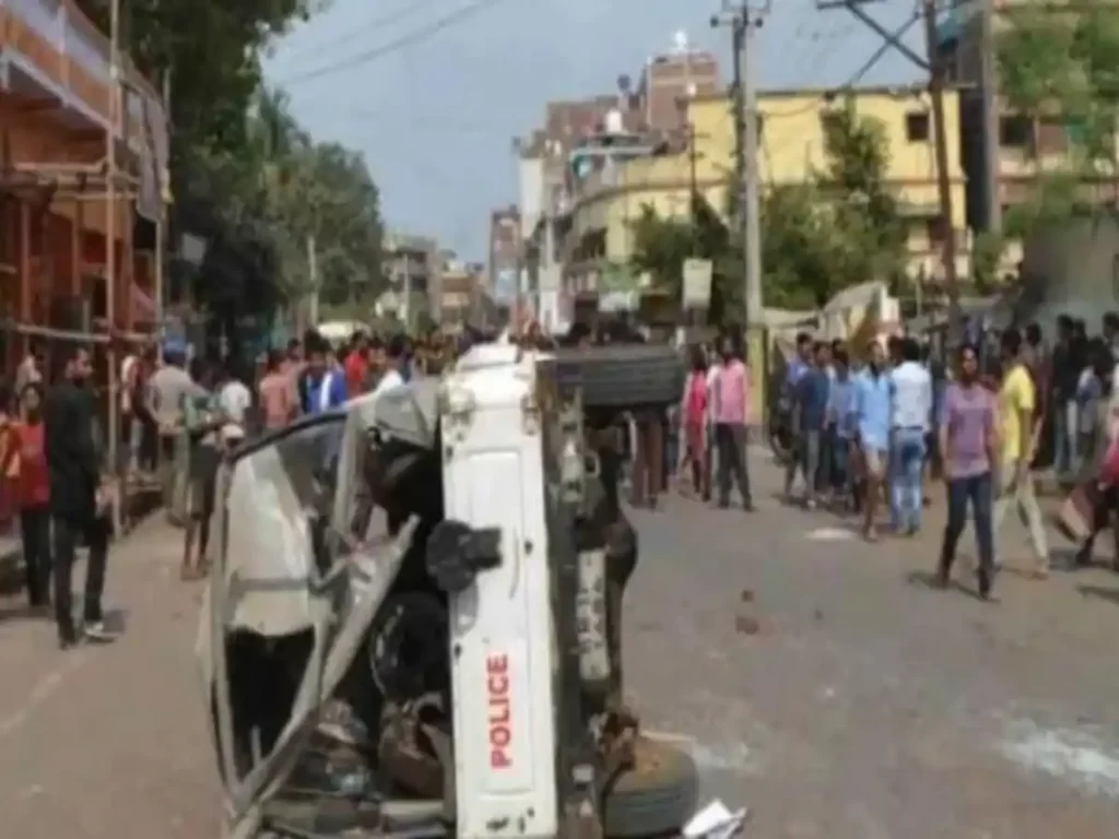 पटना: अतिक्रमण हटाओ अभियान के दौरान स्थानीय लोगों और पुलिस के बीच झड़प, सिटी एसपी समेत कई पुलिसकर्मी घायल