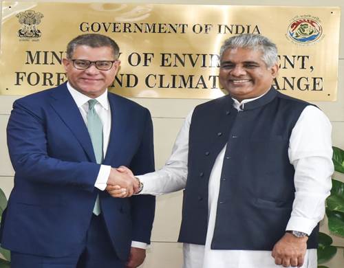 केन्द्रीय मंत्री भूपेन्द्र यादव ने ब्रिटेन के सीओपी26 के अध्यक्ष आलोक शर्मा से की मुलाकात