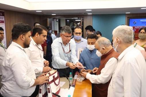 चुनाव प्रक्रियाओं का सख्ती से पालन करना निर्वाचन आयोग की पहचान है: सीईसी