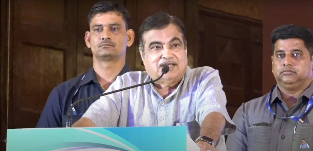 चीनी के उत्पादन में कमी लाएं और कृषि को ऊर्जा और बिजली क्षेत्रों की दिशा में विविधीकृत करें- नितिन गडकरी