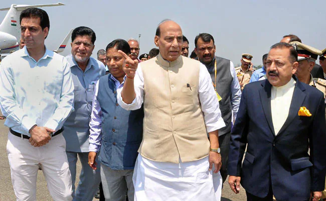 लोगों की सुरक्षा, मोदी सरकार की सर्वोच्च प्राथमिकता: राजनाथ सिंह