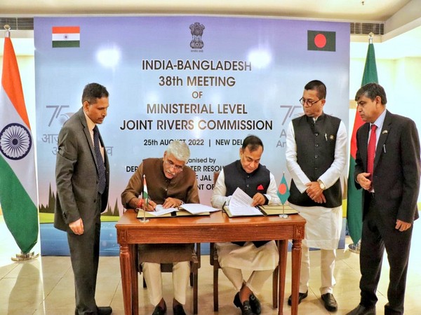 भारत-बांग्लादेश संयुक्त नदी आयोग की 38वीं मंत्री स्तरीय बैठक नई दिल्ली में संपन्न