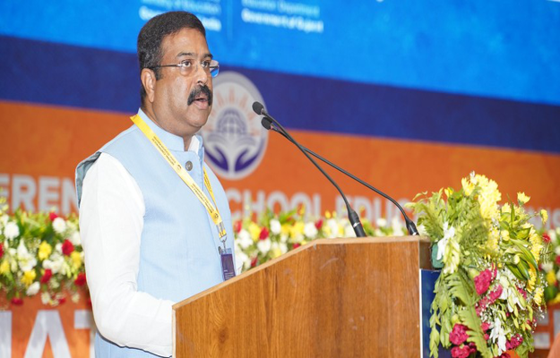 एनईपी 2020 के अनुरूप राष्ट्रीय पाठ्यचर्या की रूपरेखा, विकसित भारत के लक्ष्य को प्राप्त करने में प्रमुख भूमिका निभाएगी: धर्मेंद्र प्रधान