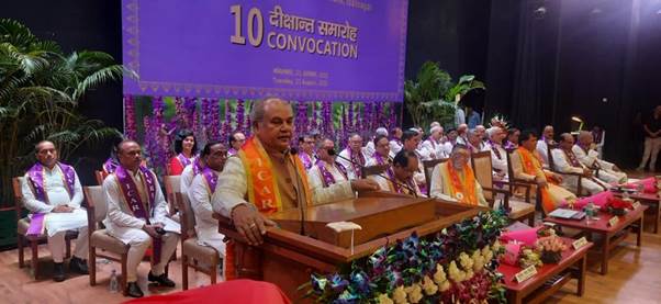 पशुधन की देखभाल व उनके स्वास्थ्य की चिंता करना हमारा कर्त्तव्य- नरेंद्र सिंह तोमर