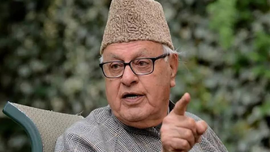 जम्मू-कश्मीर के पूर्व सीएम फारूक अब्दुल्ला ने बुलाई सर्वदलीय बैठक, गैर स्थानीय मतदाताओं के मुद्दे पर होगी चर्चा