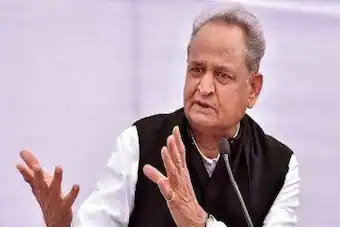 लम्पी वायरस के संक्रमण के कारण एक्टिव हुई राजस्थान सरकार, सीएम गहलोत ने बनाई ये प्लानिंग