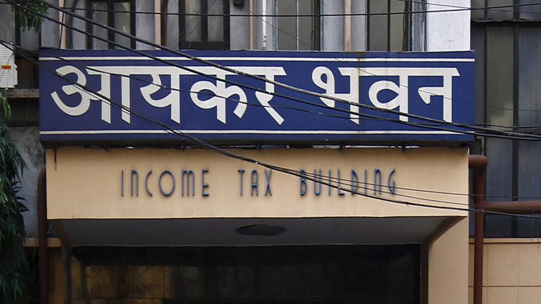 आयकर विभाग ने पश्चिम बंगाल में चलाया तलाशी अभियान, नकद लेनदेन और नकदी की रसीदों के मिले सबूत