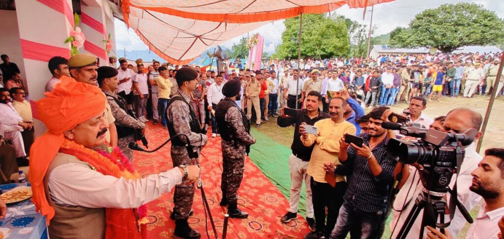 पिछले आठ वर्षों में मोदी सरकार के कार्यकाल के दौरान देश के सुदूर इलाकों में विकास हुआ है- केंद्रीय मंत्री डॉ जितेंद्र सिंह