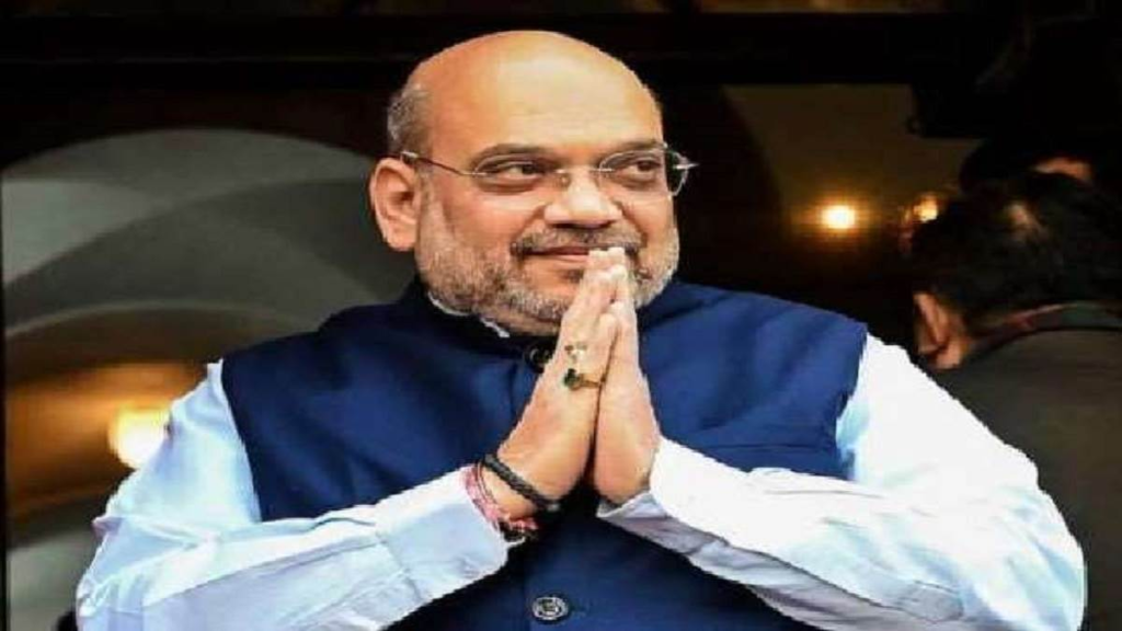 केन्द्रीय गृहमंत्री अमित शाह ने देशवासियों से अपने सोशल मीडिया अकाउंट्स की डीपी पर तिरंगा लगाने के लिए की अपील