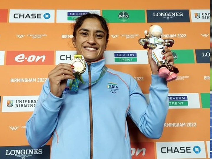 पीवी सिंधु के कारण भारत को मिली बड़ी जीत, कॉमनवेल्थ गेम्स में देश को मिला 19वां गोल्ड मेडल