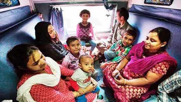 ट्रेन में यात्रा करने वाले बच्चों के लिए टिकट बुकिंग नियम में नहीं कोई बदलाव, 5 साल से कम उम्र के बच्चें कर सकते है मुफ्त में यात्रा
