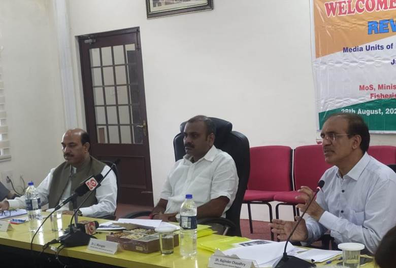 सरकार के मीडिया प्रचार के अलावा आकाशवाणी और दूरदर्शन को राजस्व सृजन पर भी विशेष ध्यान देना चाहिए- डॉ. एल. मुरुगन
