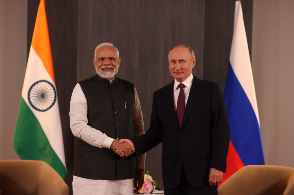 प्रधानमंत्री नरेंद्र मोदी ने रूस के राष्ट्रपति के साथ की द्विपक्षीय बैठक, आपसी सहयोग बढ़ाने के तरीकों पर हुई चर्चा
