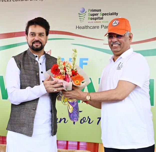 अनुराग ठाकुर ने हिमाचल प्रदेश में हाफ मैराथन के विजेताओं को सम्मानित किया