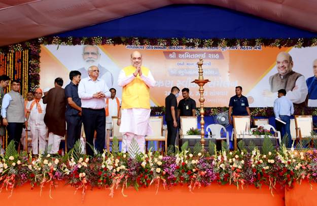 प्रधानमंत्री मोदी जी ने पिछले 8 सालों में किसानों की आय दोगुनी करने के लिए अनेक योजनाएं लागू की हैं- अमित शाह