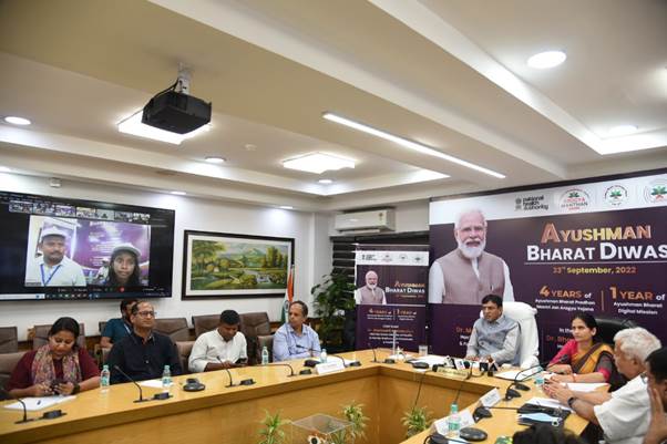 “आयुष्मान भारत योजना ने सभी के लिए स्वास्थ्य सुनिश्चित करने के सरकार के मिशन को मजबूत किया है”- डॉ. मनसुख मांडविया